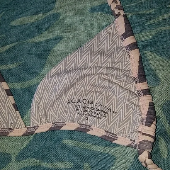 Acacia haiku bikini top tribal swimwear zig zag S - Picture 4 of 7
